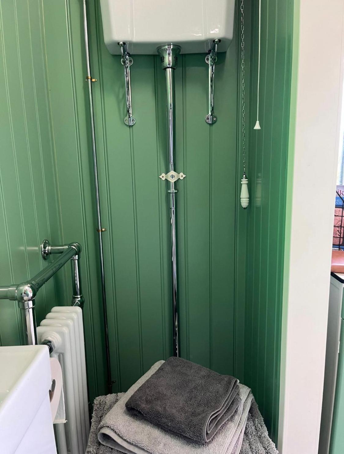Ted's Shed Apartment